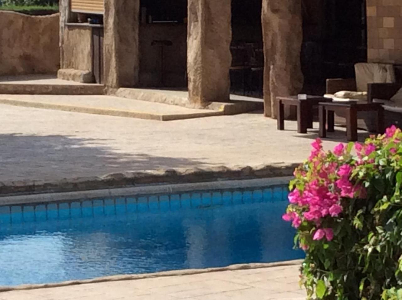 Kings Annex Aparthotel Paphos ภายนอก รูปภาพ