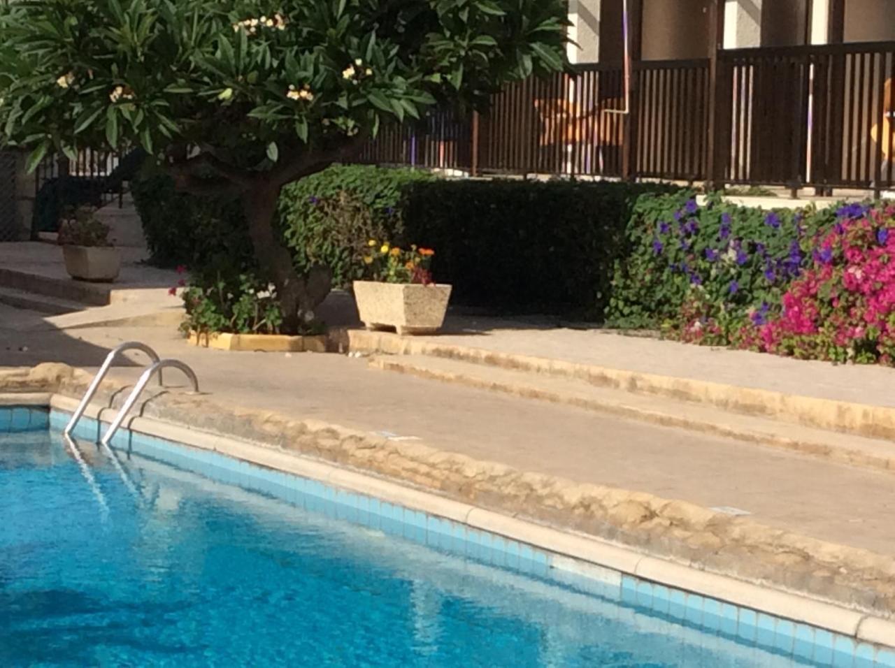 Kings Annex Aparthotel Paphos ภายนอก รูปภาพ