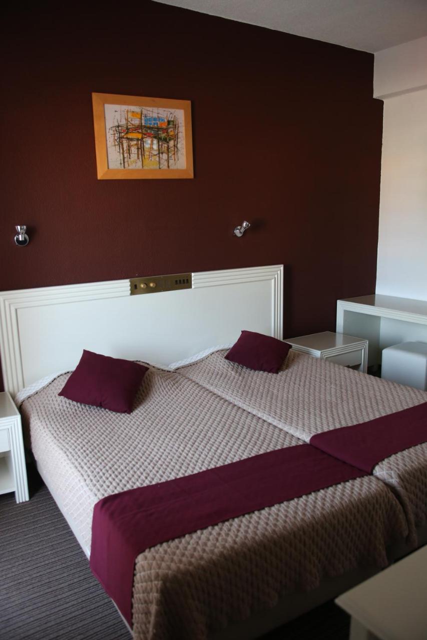 Kings Annex Aparthotel Paphos ภายนอก รูปภาพ